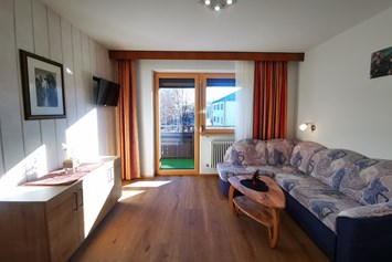 Frühstückspension: Wohnzimmer - Apart Kofler`s Panorama Zillertal, Alois und Rita Kofler